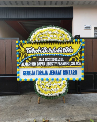 Papan Bunga Duka di Harjasari